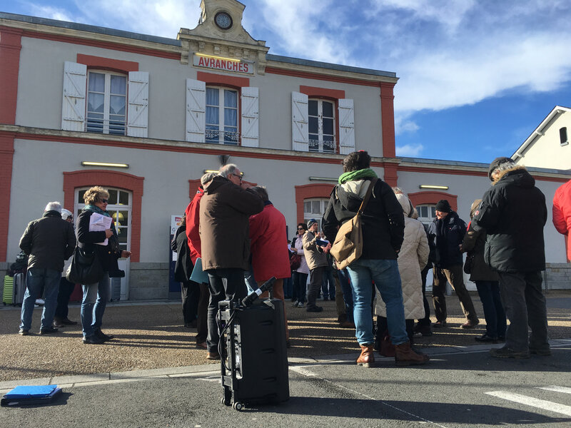 fermeture-guichet-gare-SNCF-30:03:2018-rassemblement-citoyen