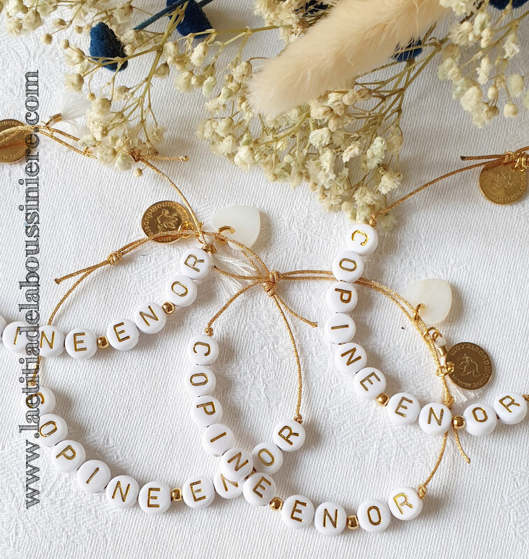 Bracelet Alphabet Copine en or - 11 €