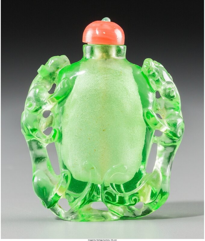 A Fine Chinese Emerald Green Glass Snuff Bottle with Chilong Motif, Attributed to Imperial Glassworks, Qing Dynasty, 18th century