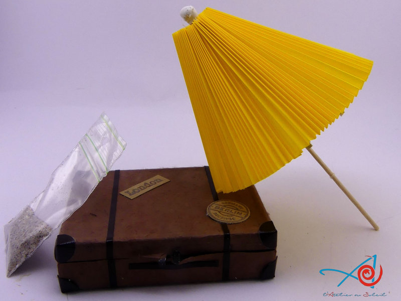 Valise et parasol L'Atelier au soleil
