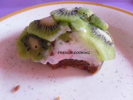 dôme de kiwi et fraises 10