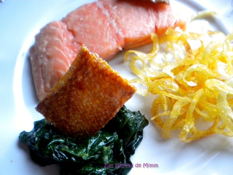 Saumon confit aux agrumes et croustillants de pommes de terre 3
