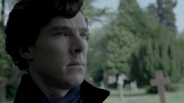 Sherlock-S02E03-The-Reichenbach-Fall-sherlock-on-bbc-one-28355216-624-352