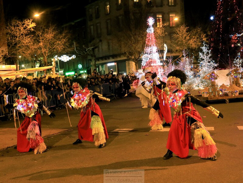 Photos JMP©Koufra 12 - Grande Parade Féérique de Noël - 15122019 - 0379