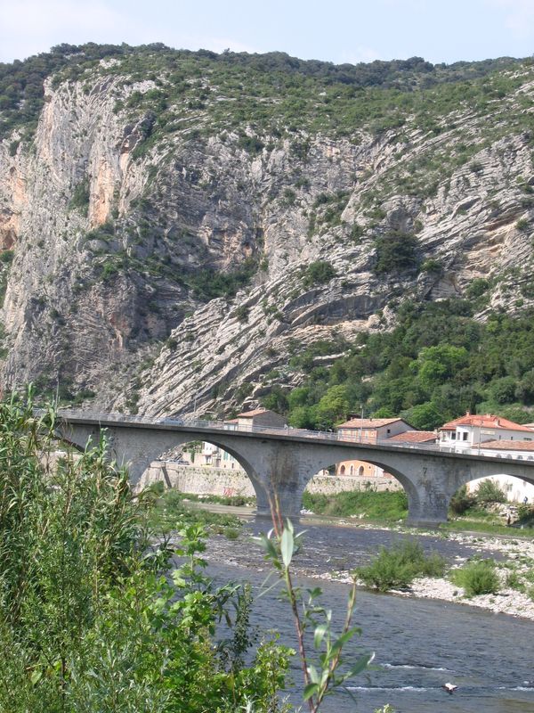 Anduze : autre vue du pont