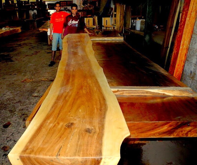 LIVE EDGE TABLE.jpg