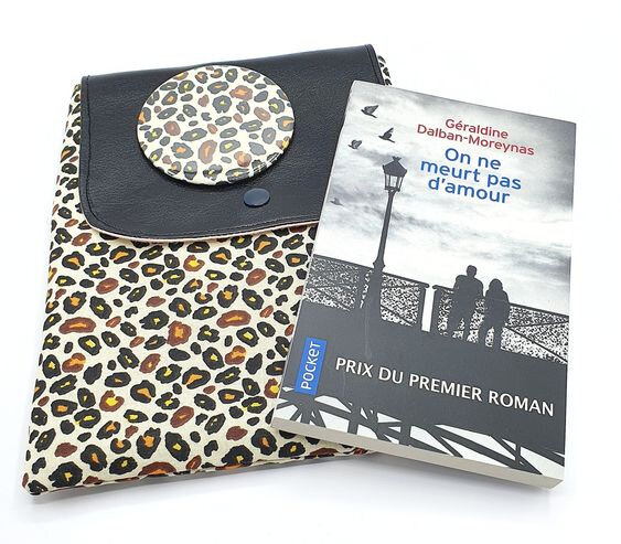 pochette livre de poche vanillejolie