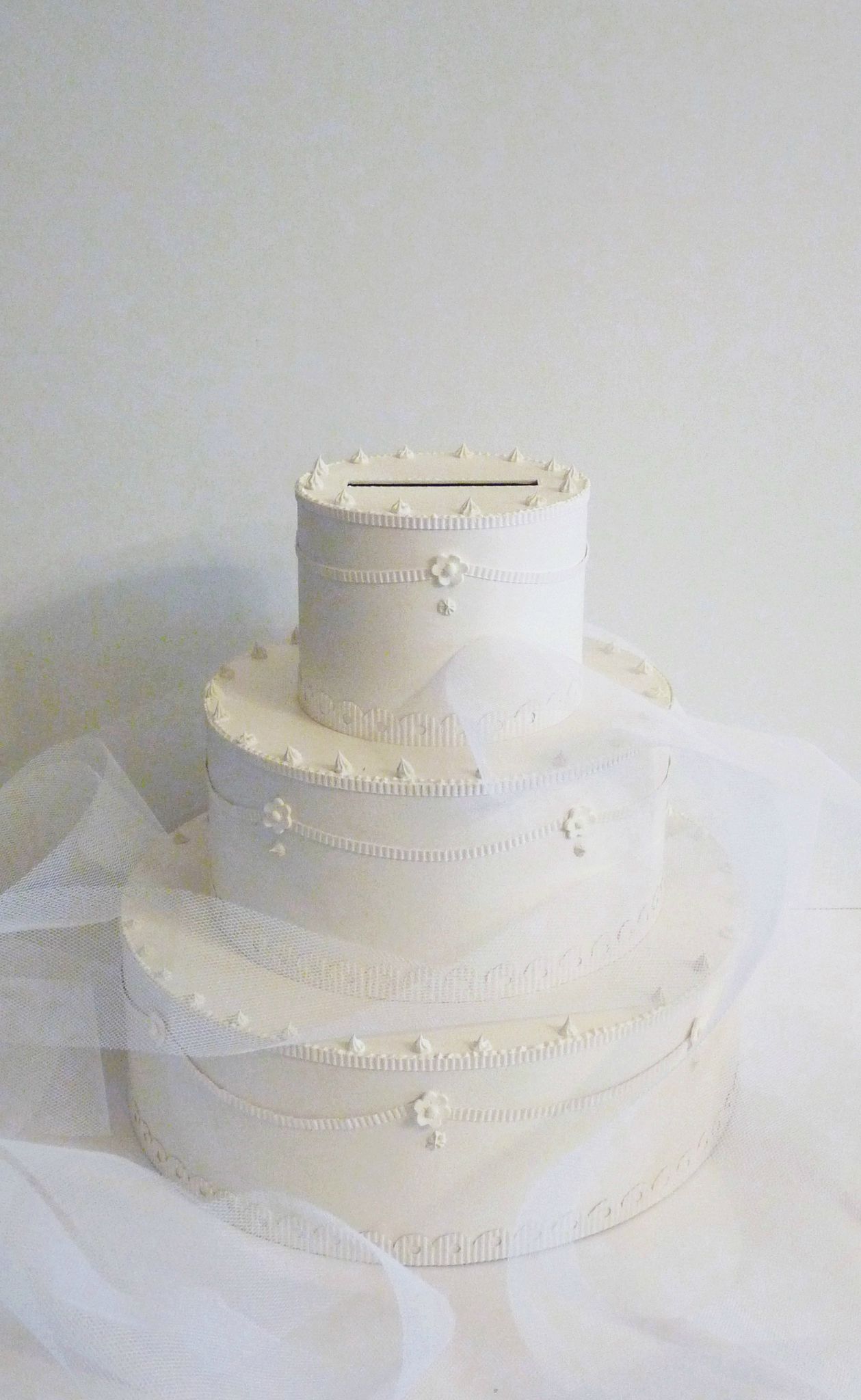 Gâteau en carton, urne pour un Mariage