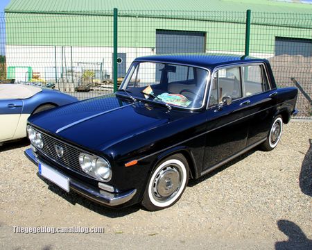 Lancia fulvia berlina de 1971 (30 ème Bourse d'échanges de Lipsheim) 01