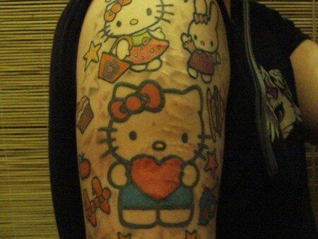 hello_kitty_tattoo_heart