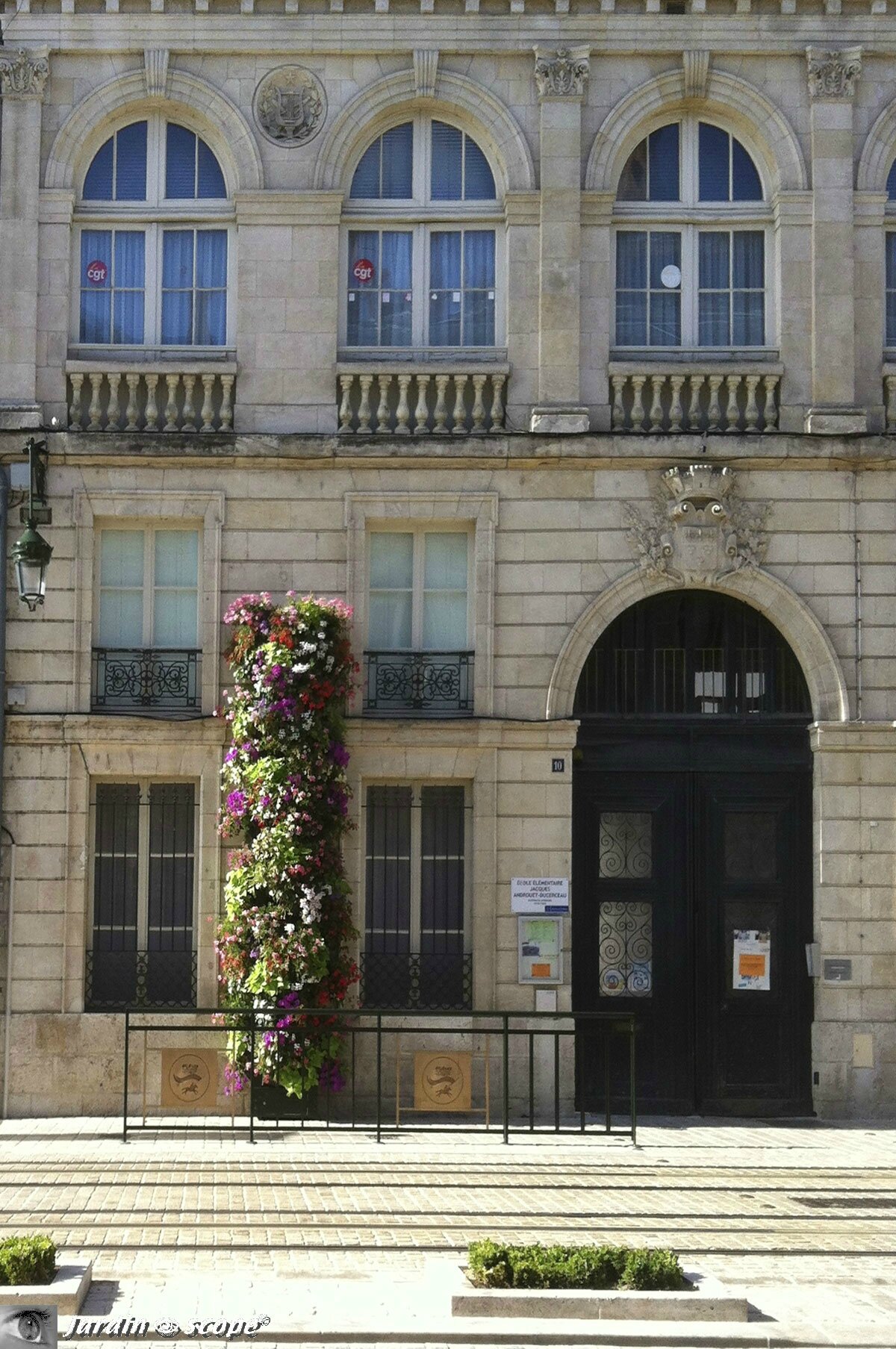 Fleurissement rue Jeanne-d'Arc à Orléans - 2013