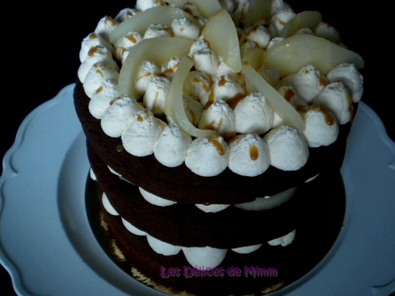 Naked cake chocolat, poires et caramel au beurre salé 4