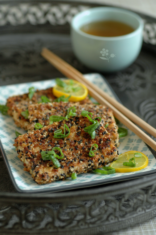 Tofu ferme pané aux sésames doré & noir, smoothie banane-pomme-clémentine-limequat-épices_2