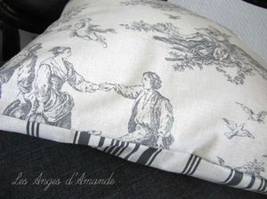 coussin toile jouy
