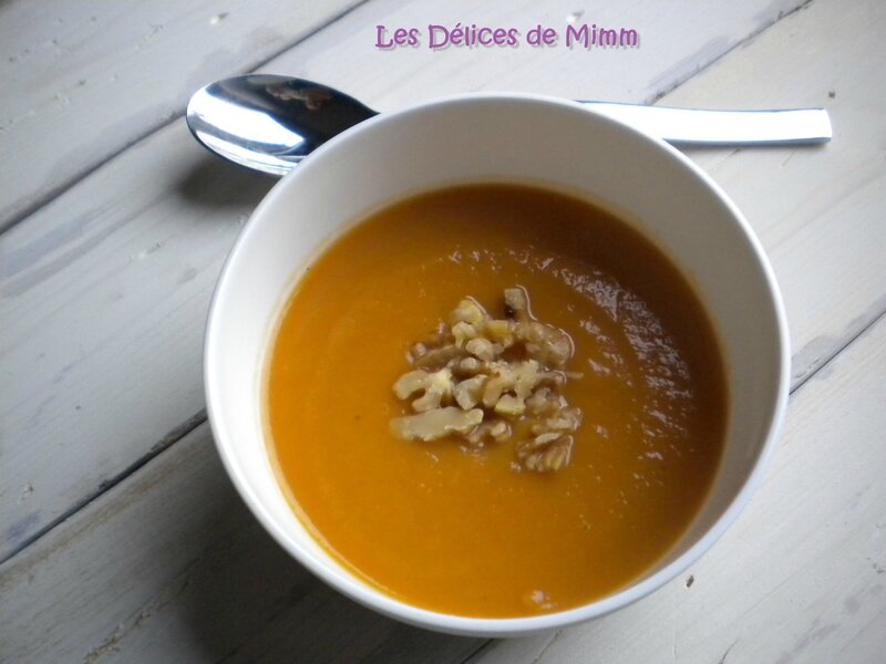 Velouté de patates douces aux noix 2