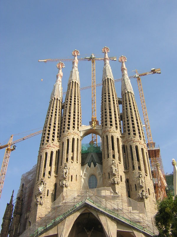 BARCELONE - LA SAGRADA FAMILIA