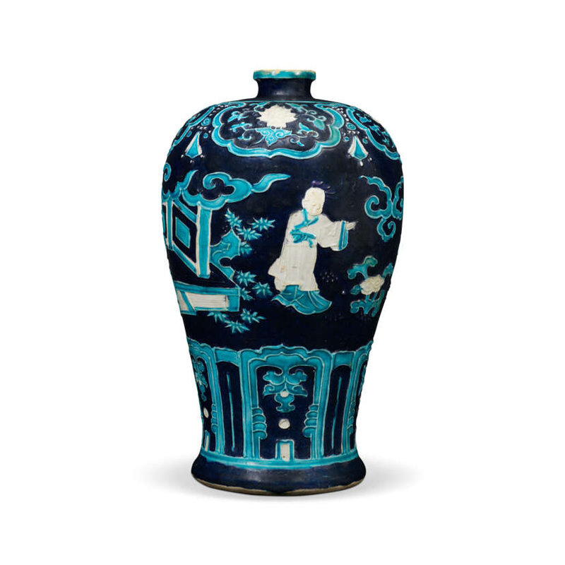 A Fahua 'figural' vase, meiping, Ming dynasty (1368-1644)