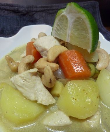 recettes Curry thaï de poulet et pommes de terre