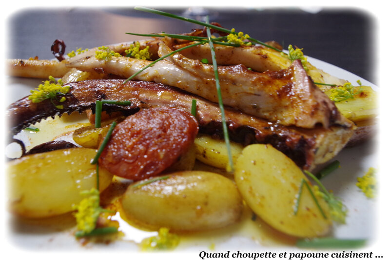 Poulpe grillé au pimenton, chorizo et pommes de terre braisées-4240