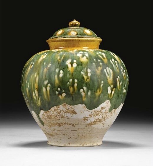 A sancai-glazed pottery jar and cover, Tang dynasty