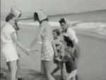 1941_beach_with_goddardschildren_14