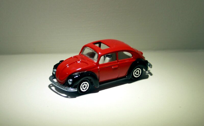 Vw coccinelle 1302 (ref 203) Majorette 01