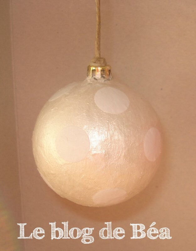 Relookez des boules de Noël