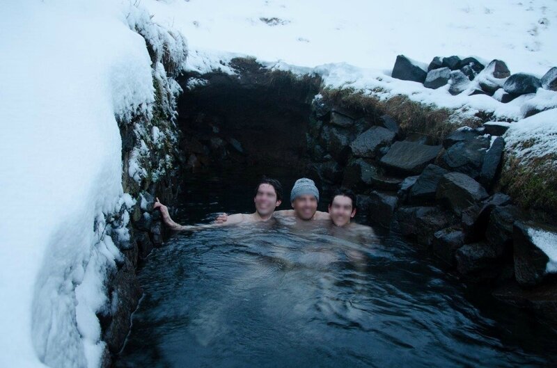 Islande bain chaud flouté