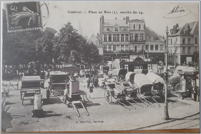 Cambrai - Place au bois - marché du 14