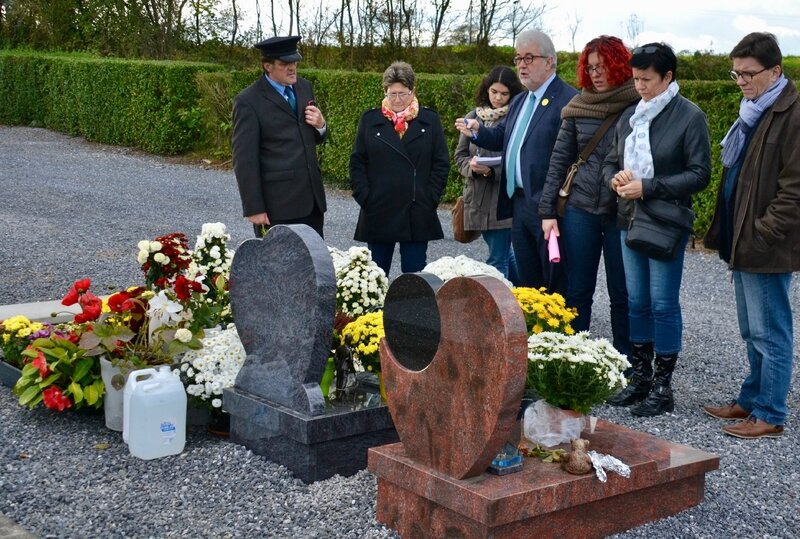 CIMETIÈRE TOUSSAINT 2017 CRÉMATION cavurnes