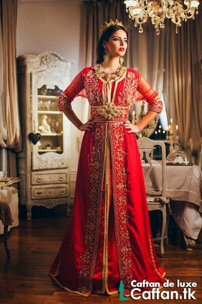 Caftan-royal-rouge-orné-2014