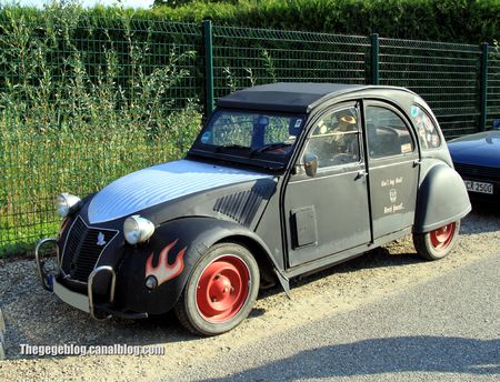 Citroen 2cv custom (30 ème Bourse d'échanges de Lipsheim) 01