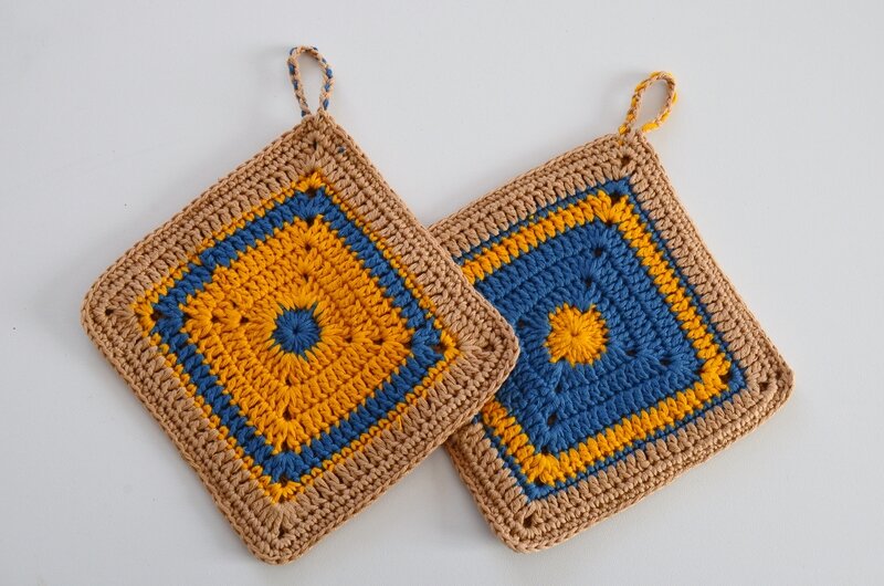 Maniques_de_cuisine_au_crochet_granny_La_chouette_bricole__5_