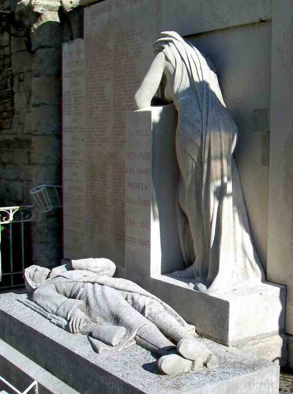 Monum Crépy en Valois Bartholomé