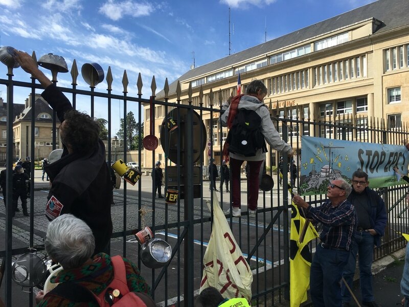 Préfecture Saint-Lô manifestation anti EPR nucléaire septembre 2017 CAN Ouest