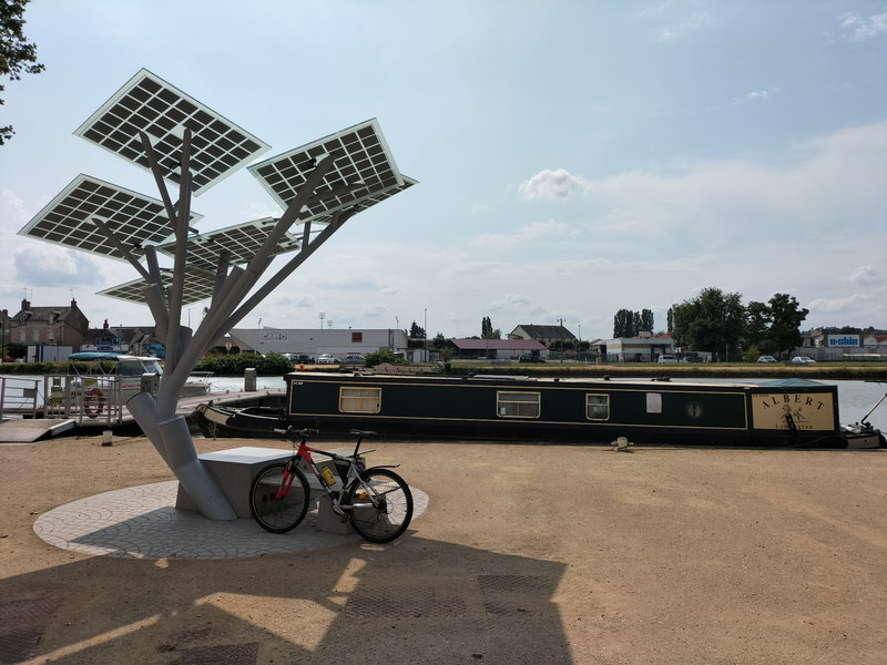 Nevers, port de la Jonction, E-tree (58)