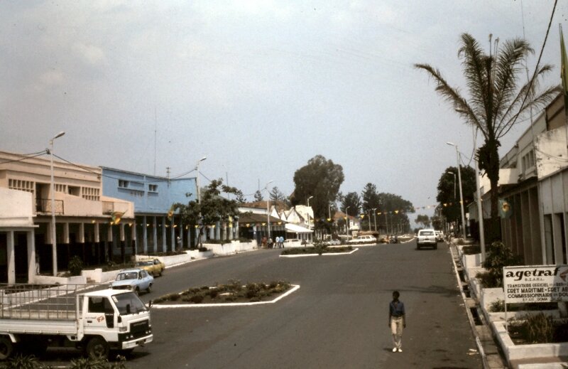 zaire avenue a