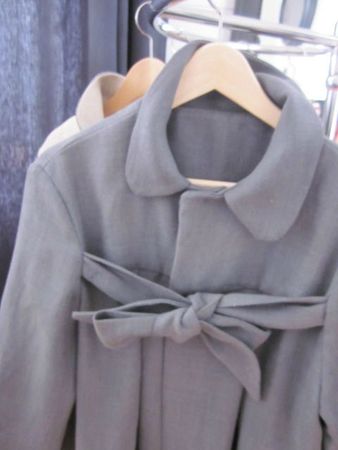 manteau en lin gris ardoise à noeud (2)