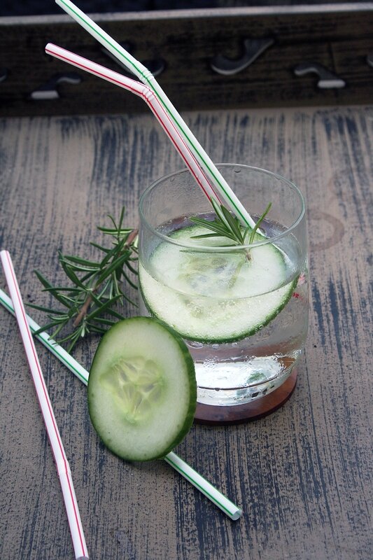 Limonade de concombre et romarin