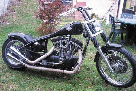 chopper_sur_base_de_Harley_Davidson__