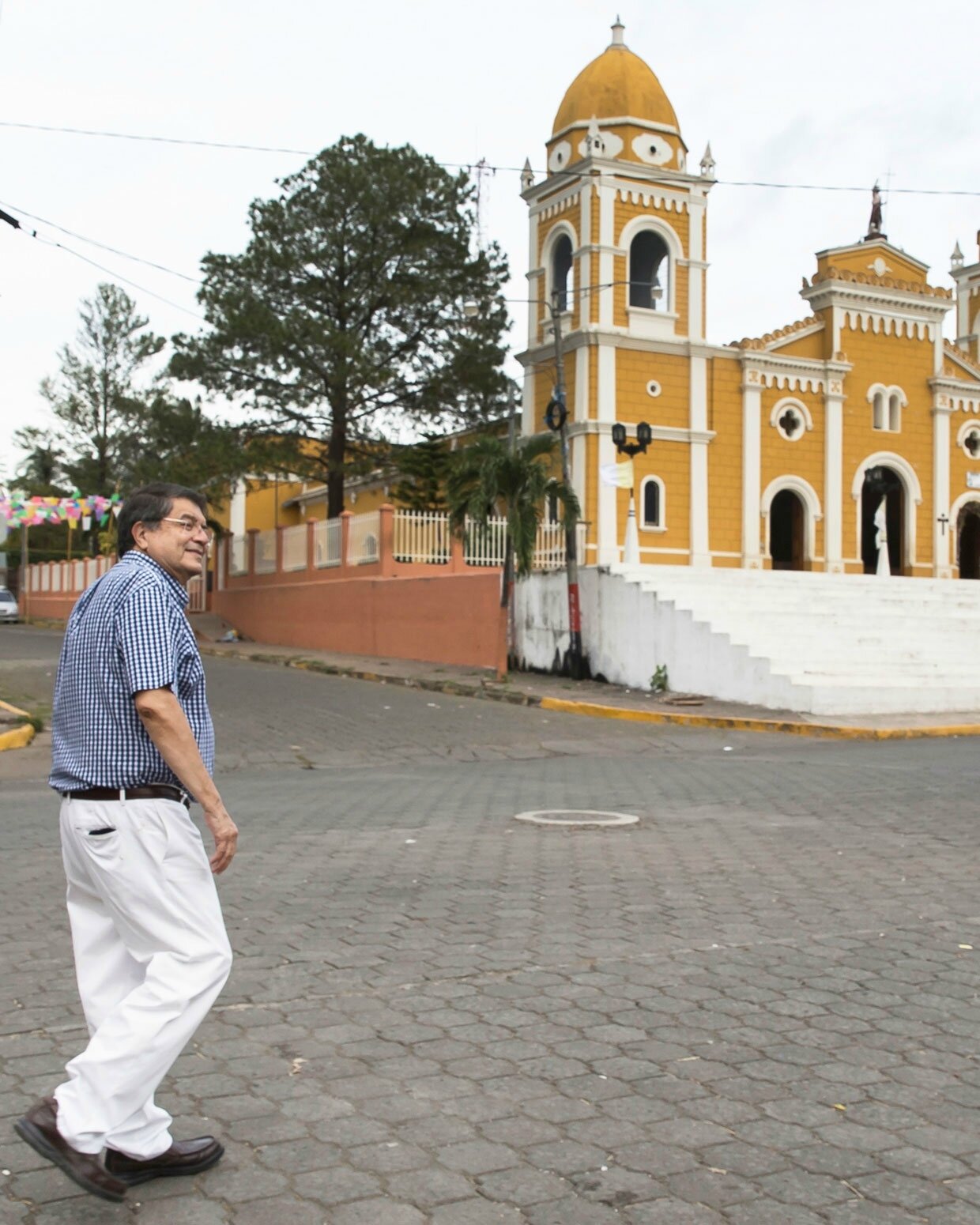 ES-ppal-sergioramirez
