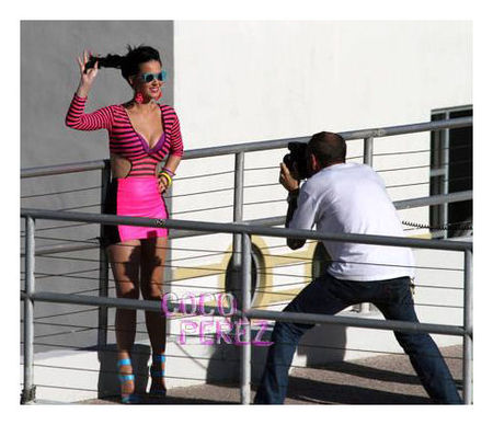 katy_perry_shoots_rolling_stone_cover_with_terry_richardson_1__oPt