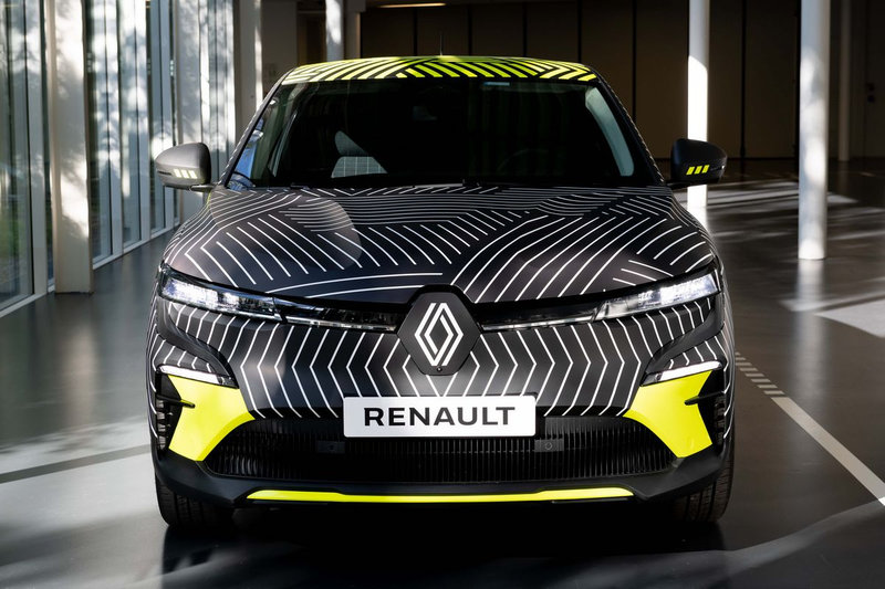 renault-megane-e-tech-electrique-0001