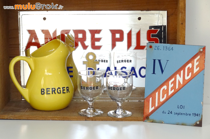 LICENCE-4-Plaque-pub-1-muluBrok
