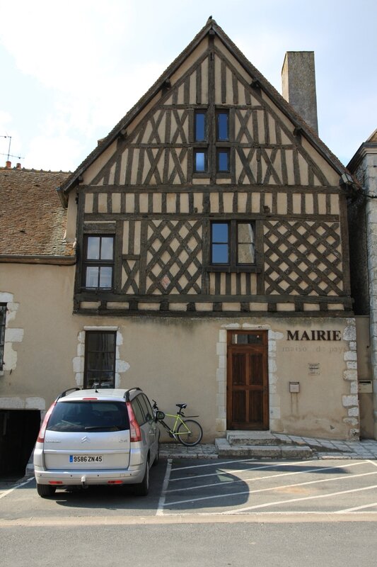 Beaulieu-sur-Loire, maison des Chanoines (Photo A. Estienne)