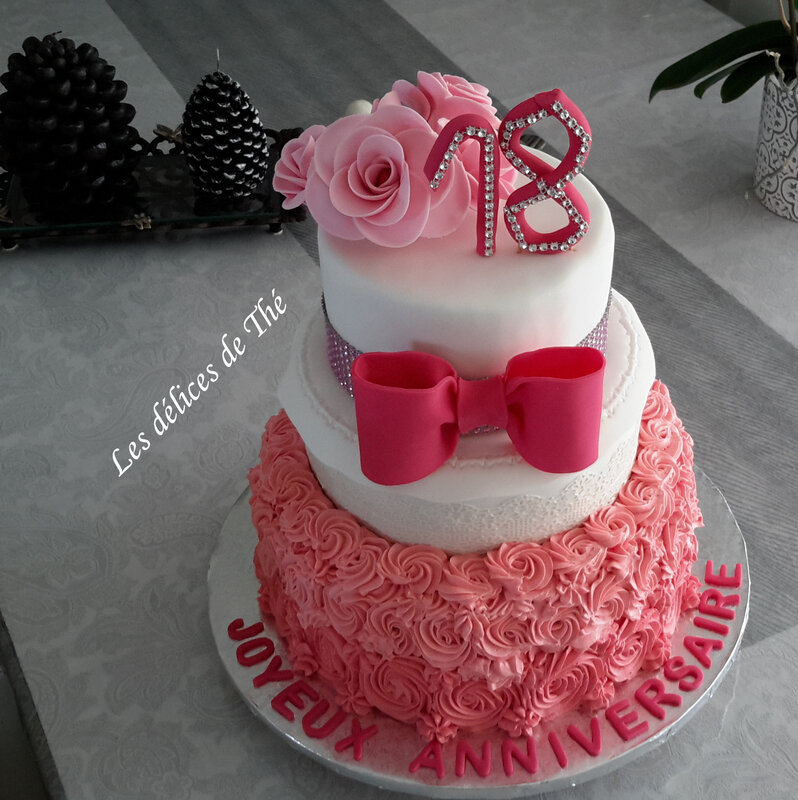 Wedding cake curd fraise framboise choco blanc génoise 24 08 18 (35) - Copie