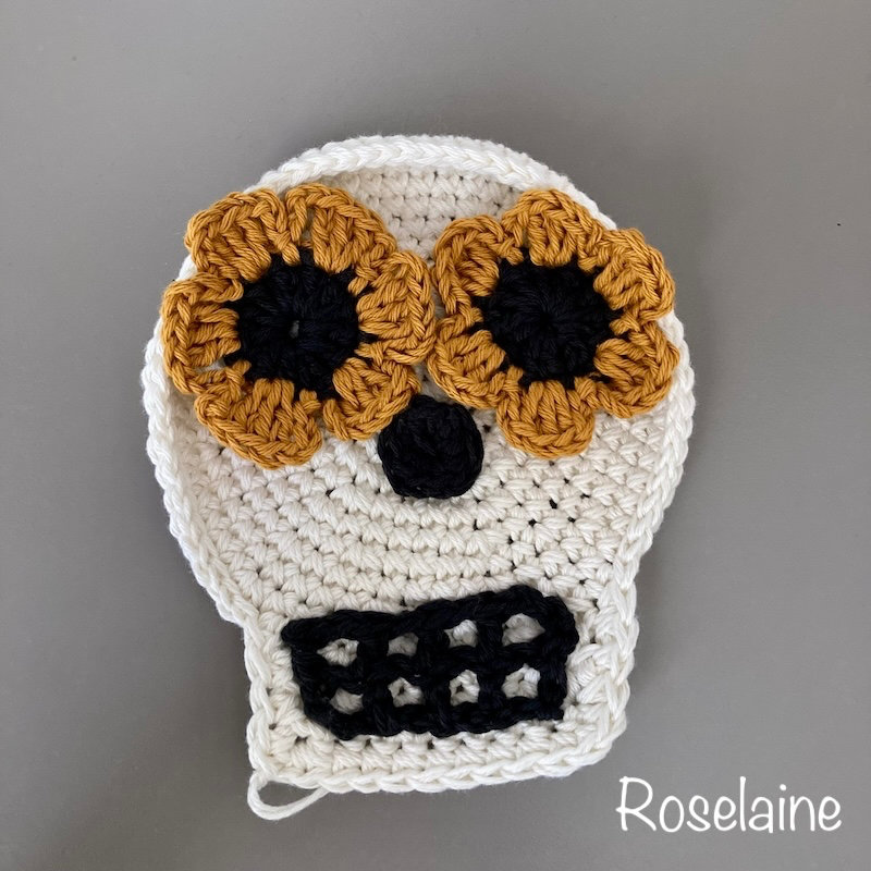 Halloween Skull Roselaine Crochet