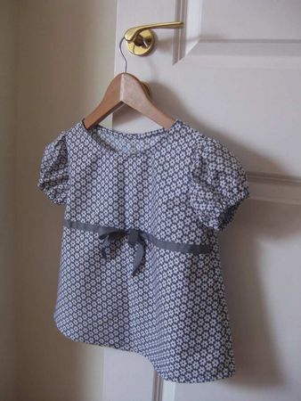 maud_gris_fleurettes_000