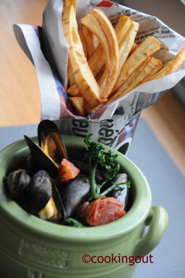 Moules au chorizo et ses frites de Panais recettes Moules au chorizo et ses frites de Panais