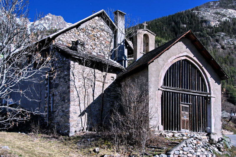 SAINT-MARTIN-de-QUEYRIERES (chapelle)